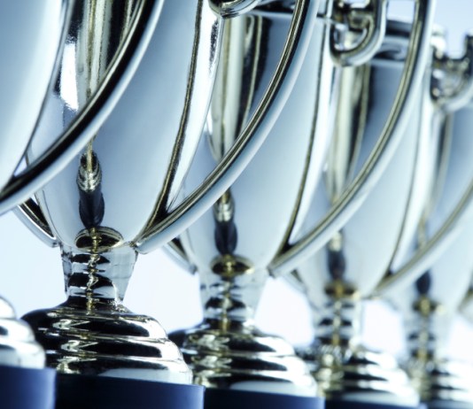 Ganadores VI Edición del premio Derecho En Red: Mejor blog, post y perfil en twitter jurídico 2015